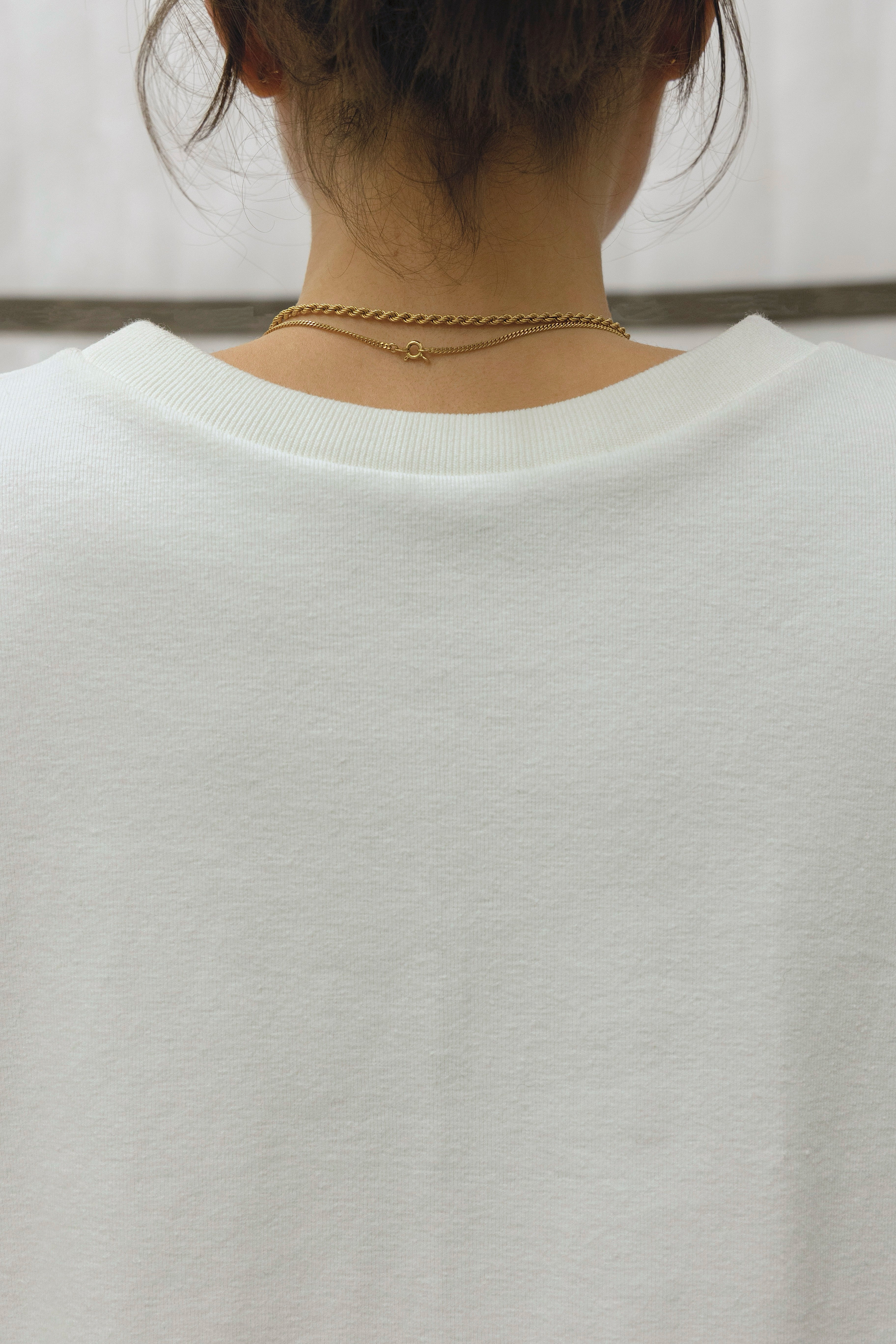 Classic ribbed sweater with short sleeves