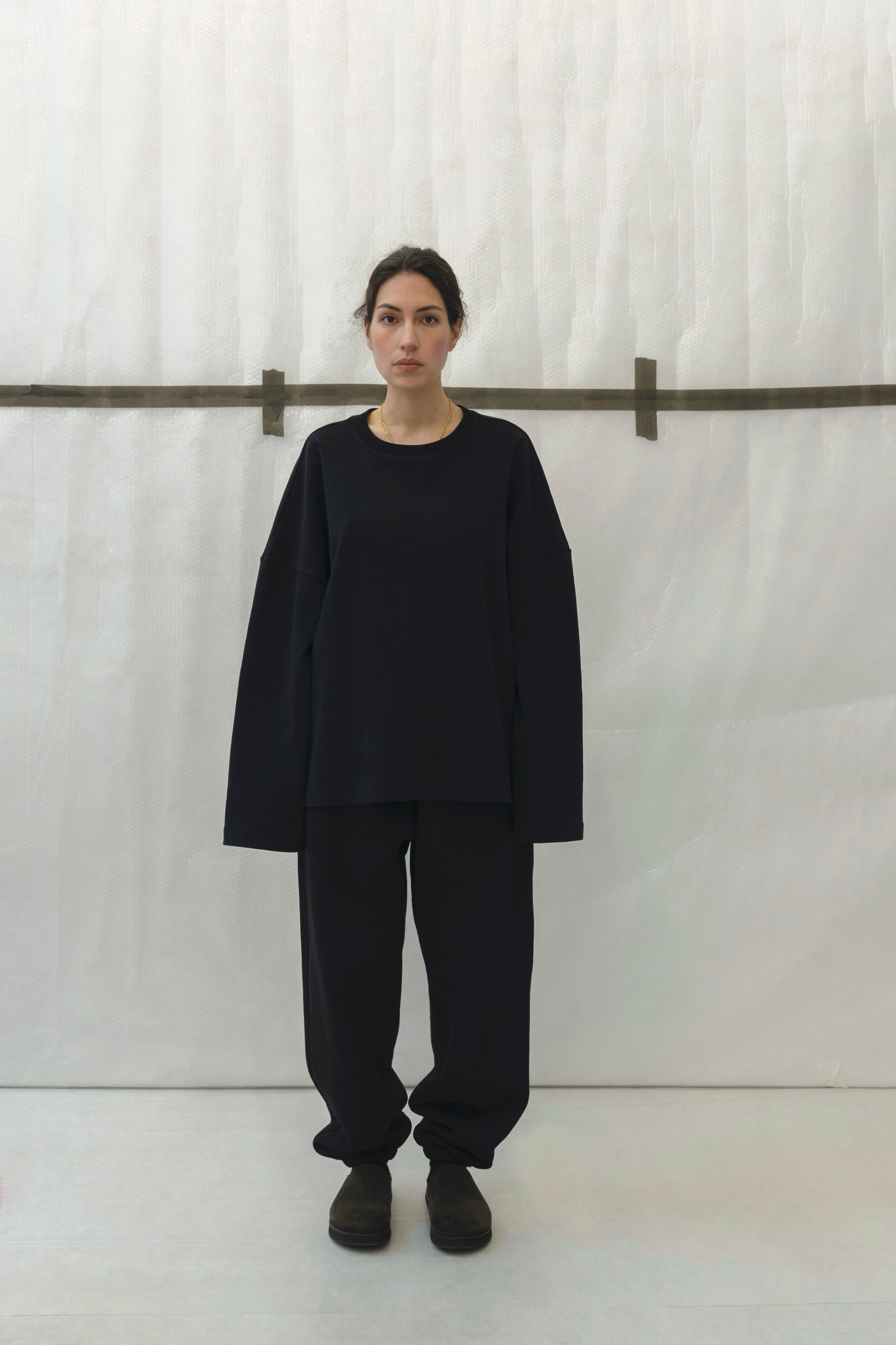 Classic ribbed sweater with long sleeves