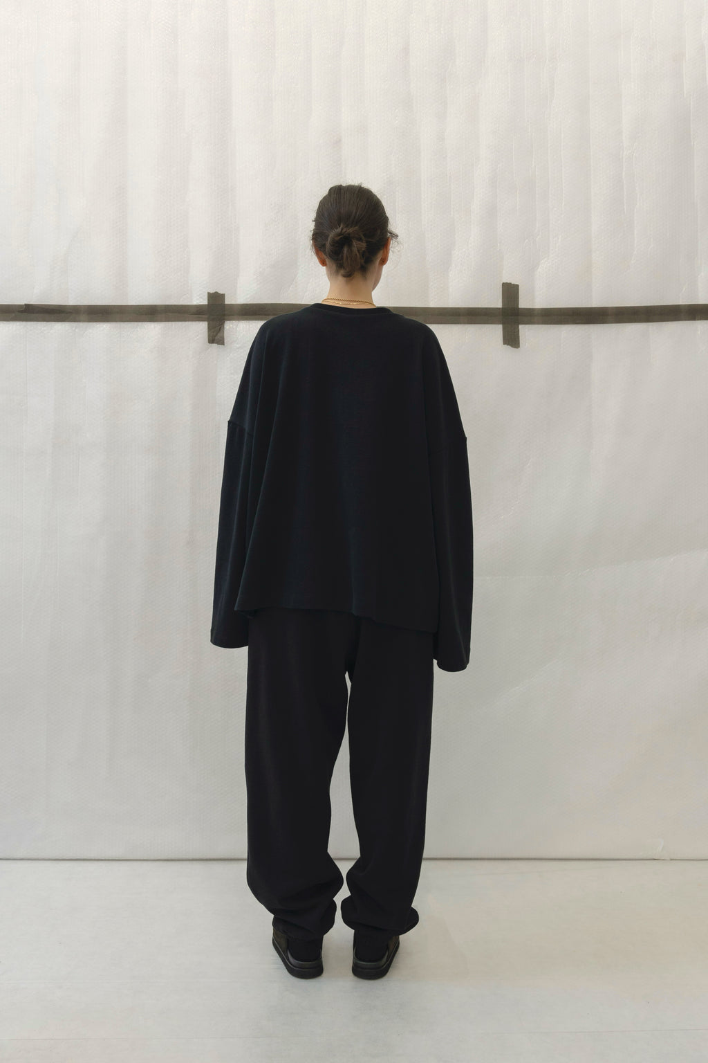 Classic ribbed sweater with long sleeves